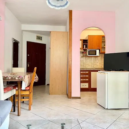 Apartment Dugonjic *