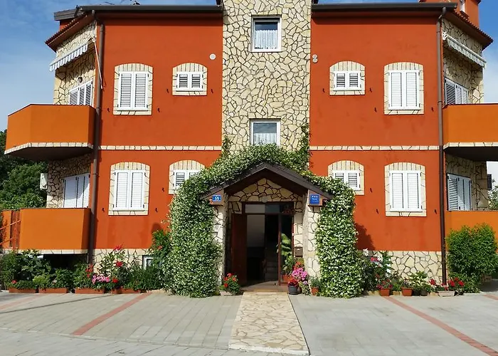Dugonjic Apartment *