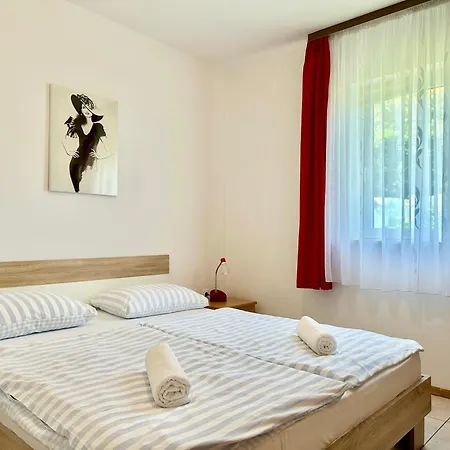 Апартаменты Dugonjic Умаг